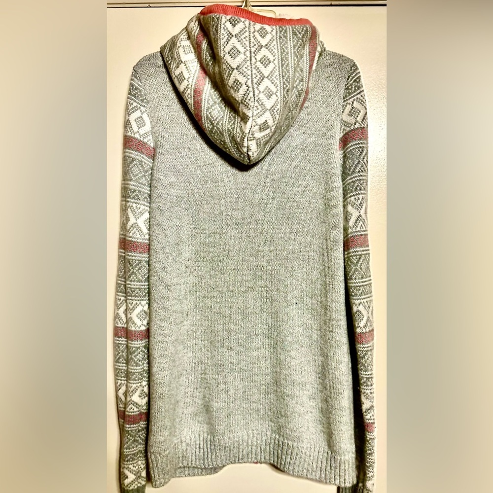 Gorgeous Gray Zip Front Sweater Size M